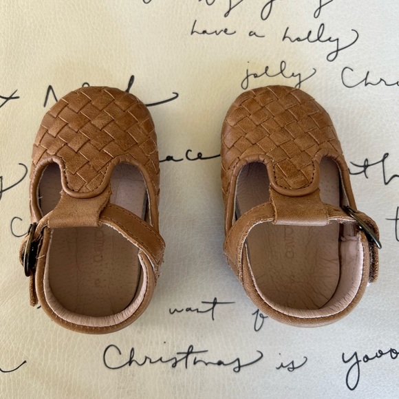 Consciously Baby Woven T-Strap Flat EUC - Picture 2 of 4